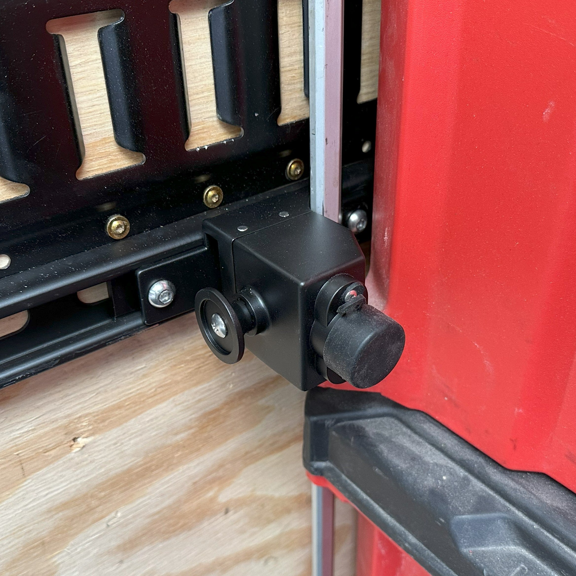 Ultimate Integral Lock - Integral Rail Lock