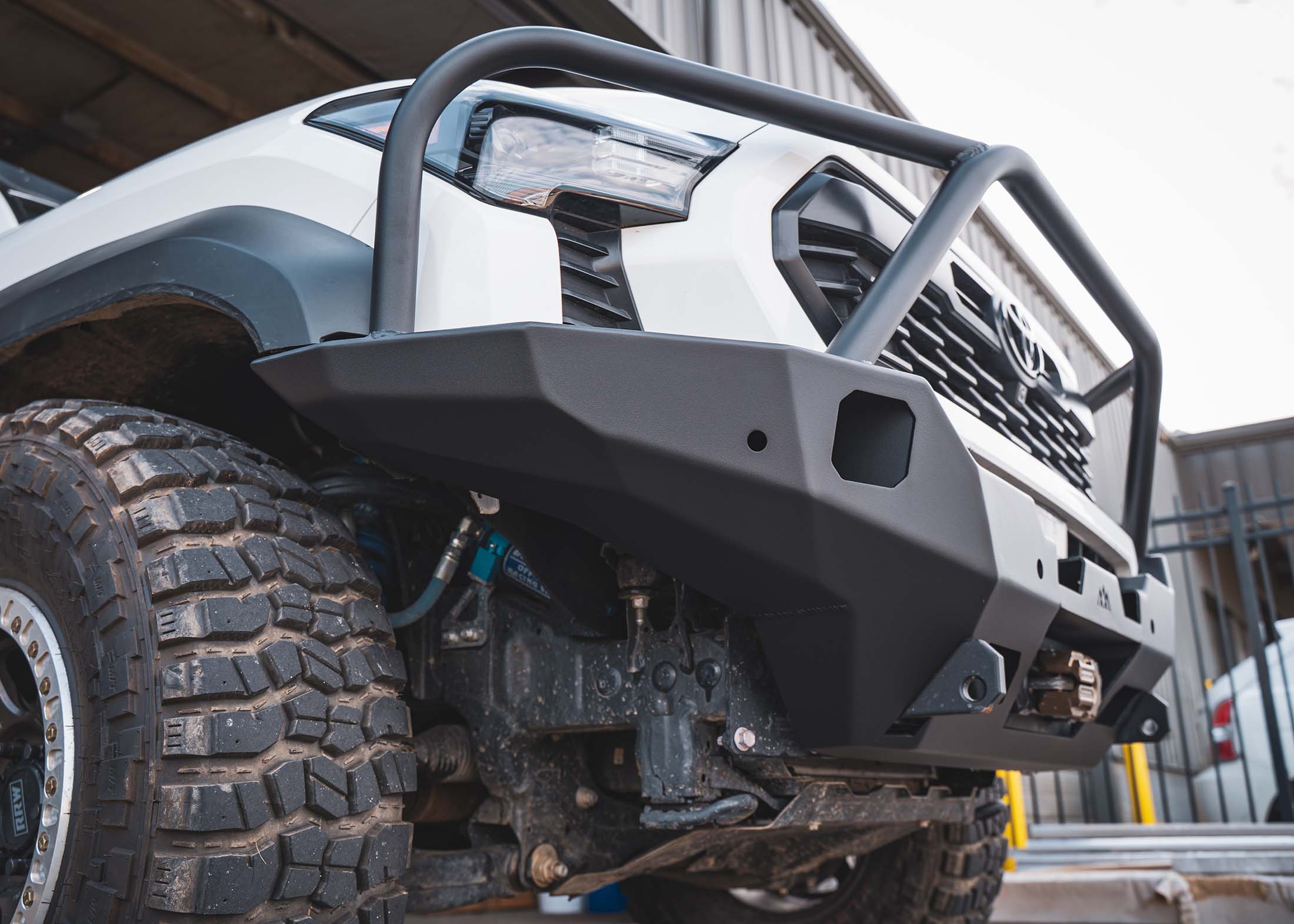 Hi-Lite Overland Toyota Tacoma Front Bumper 4th Gen (2024-2025) [Bull Bar]
