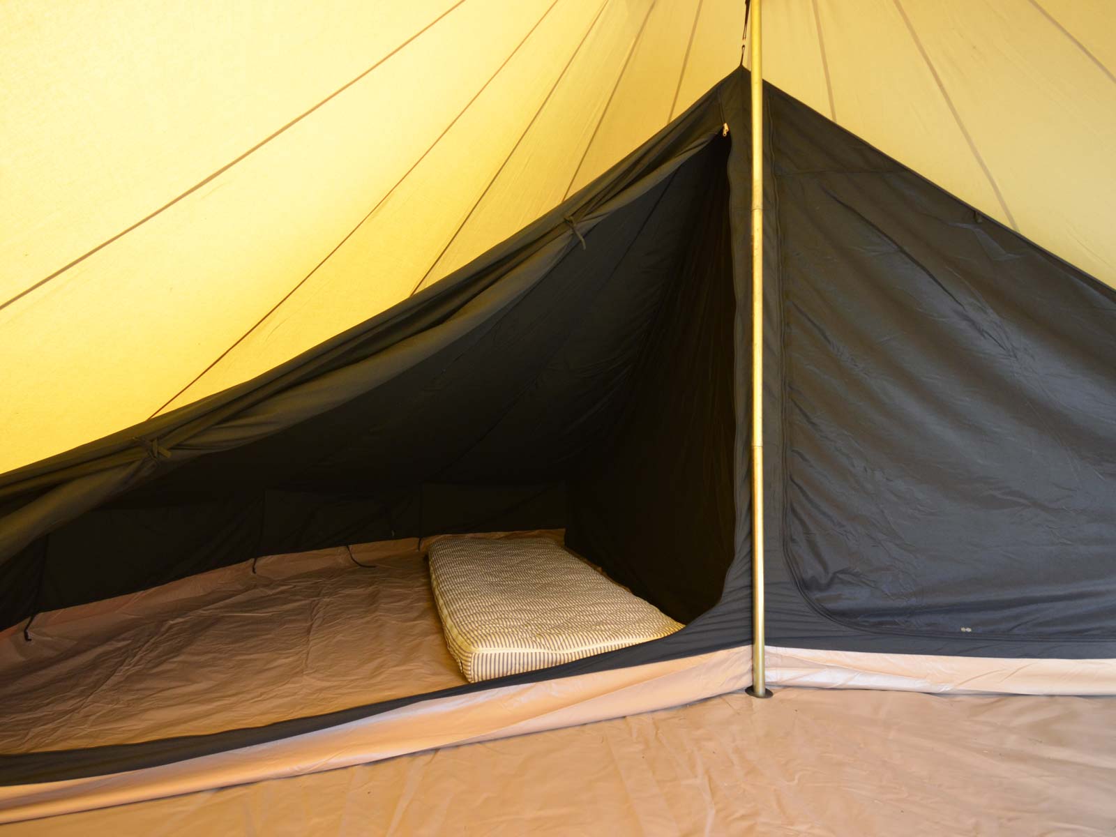 5 metre Bell Tent ‘Blackout’ Inner Tent with Divider