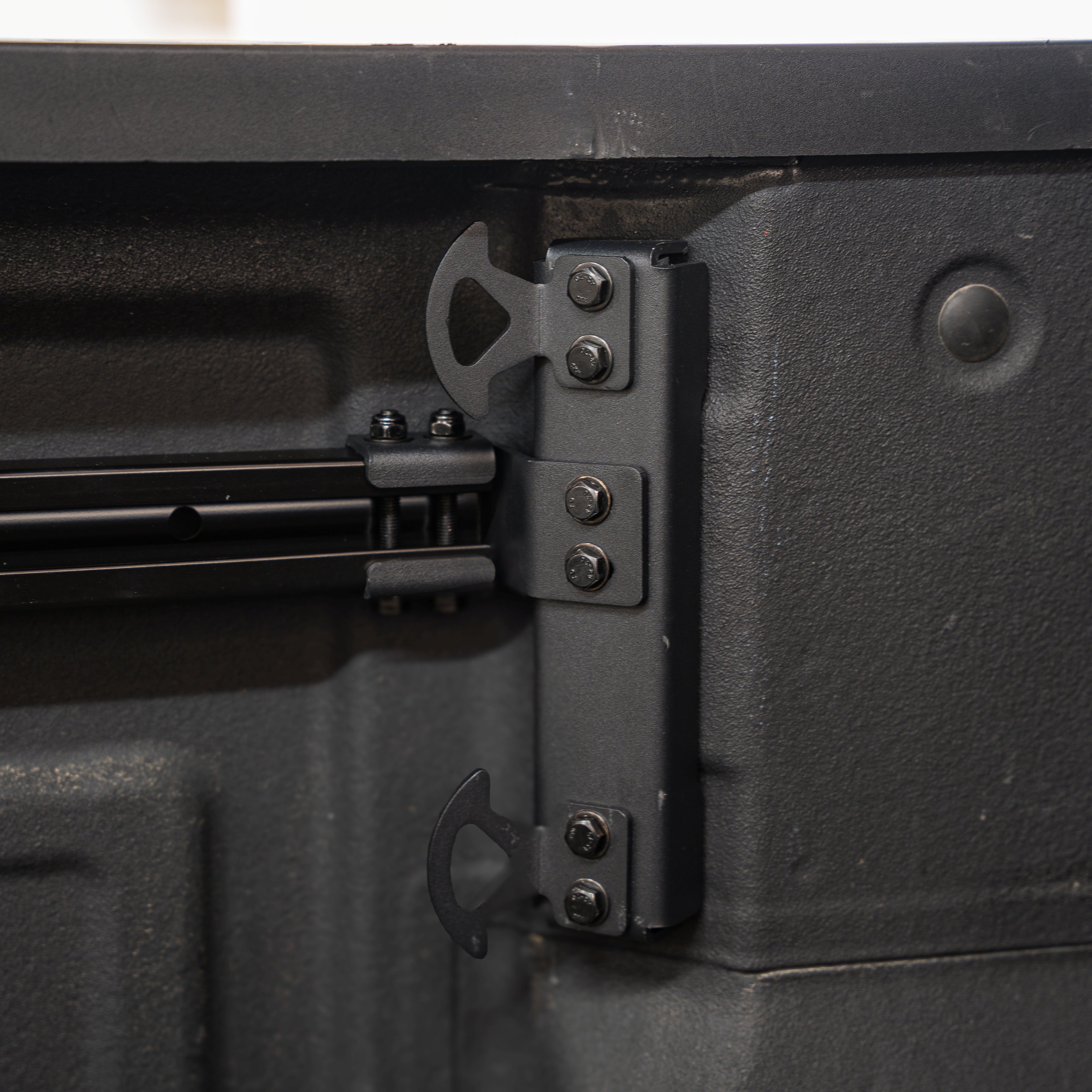 Integral Rail Kit + Panel Kits - GM HD 2020+ (8' Long Bed Only)