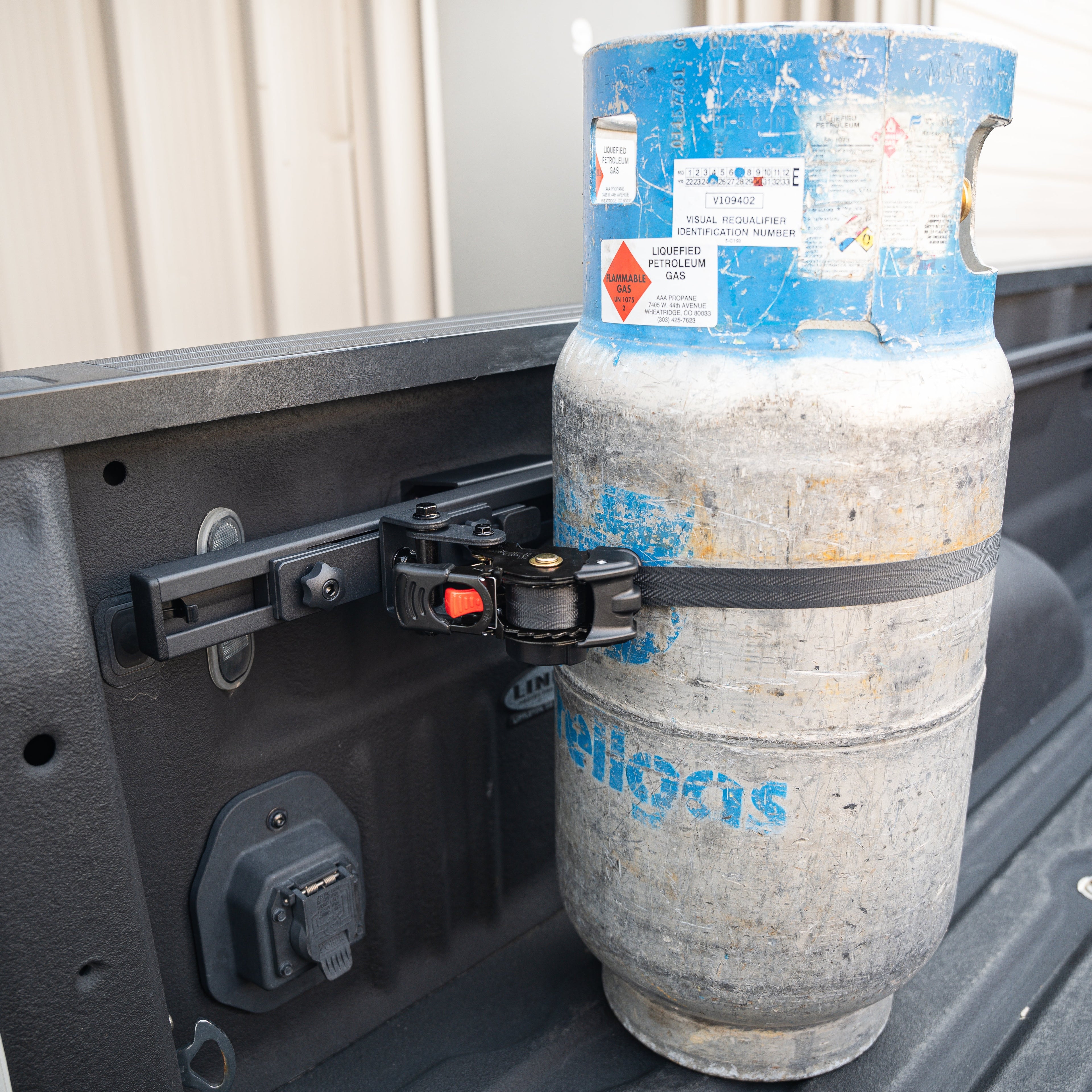 Integral Swivel Straps™ - Integral Rail