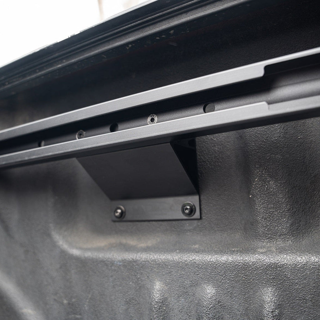 Integral Rails + Tie-down Cleats - Ford F150 & Raptor 2015+ (5.5' Bed Only)