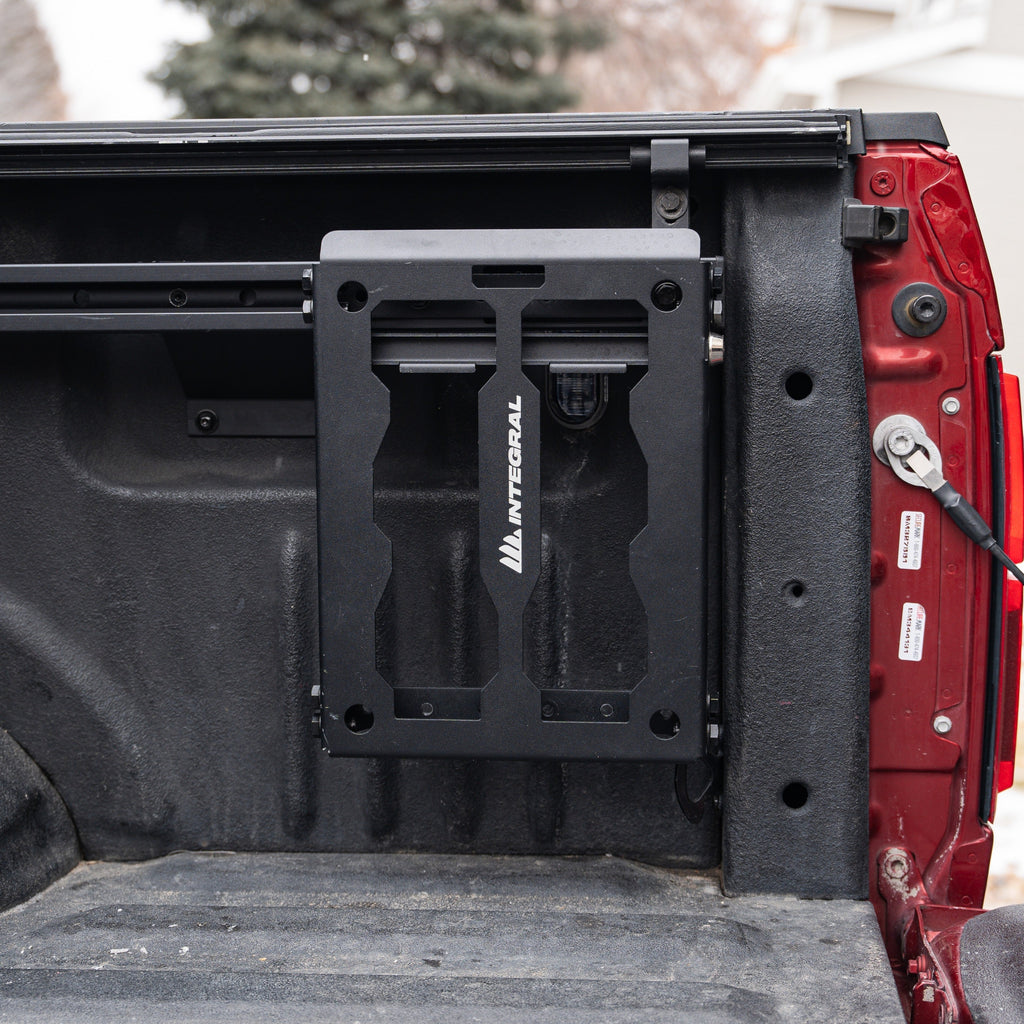 Integral Rails + Tie-down Cleats - Ford F150 & Raptor 2015+ (5.5' Bed Only)