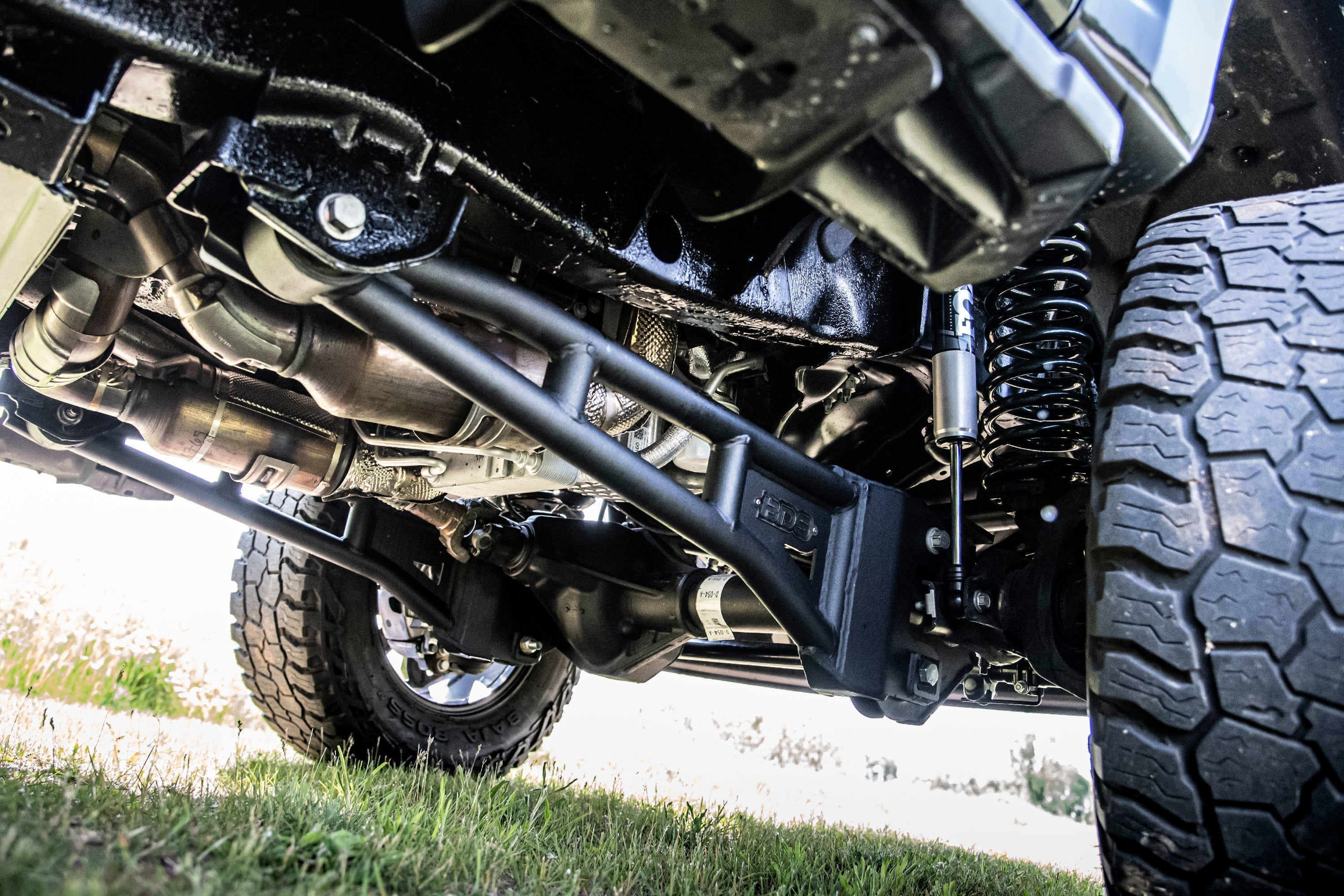 3 Inch Lift Kit w/ Radius Arm | Ford F250/F350 Super Duty (23-25) 4WD