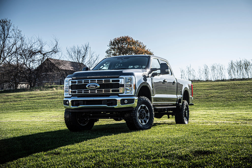 5 Inch Lift Kit w/ 4-Link | Ford F250/F350 Super Duty (23-25) 4WD | Diesel