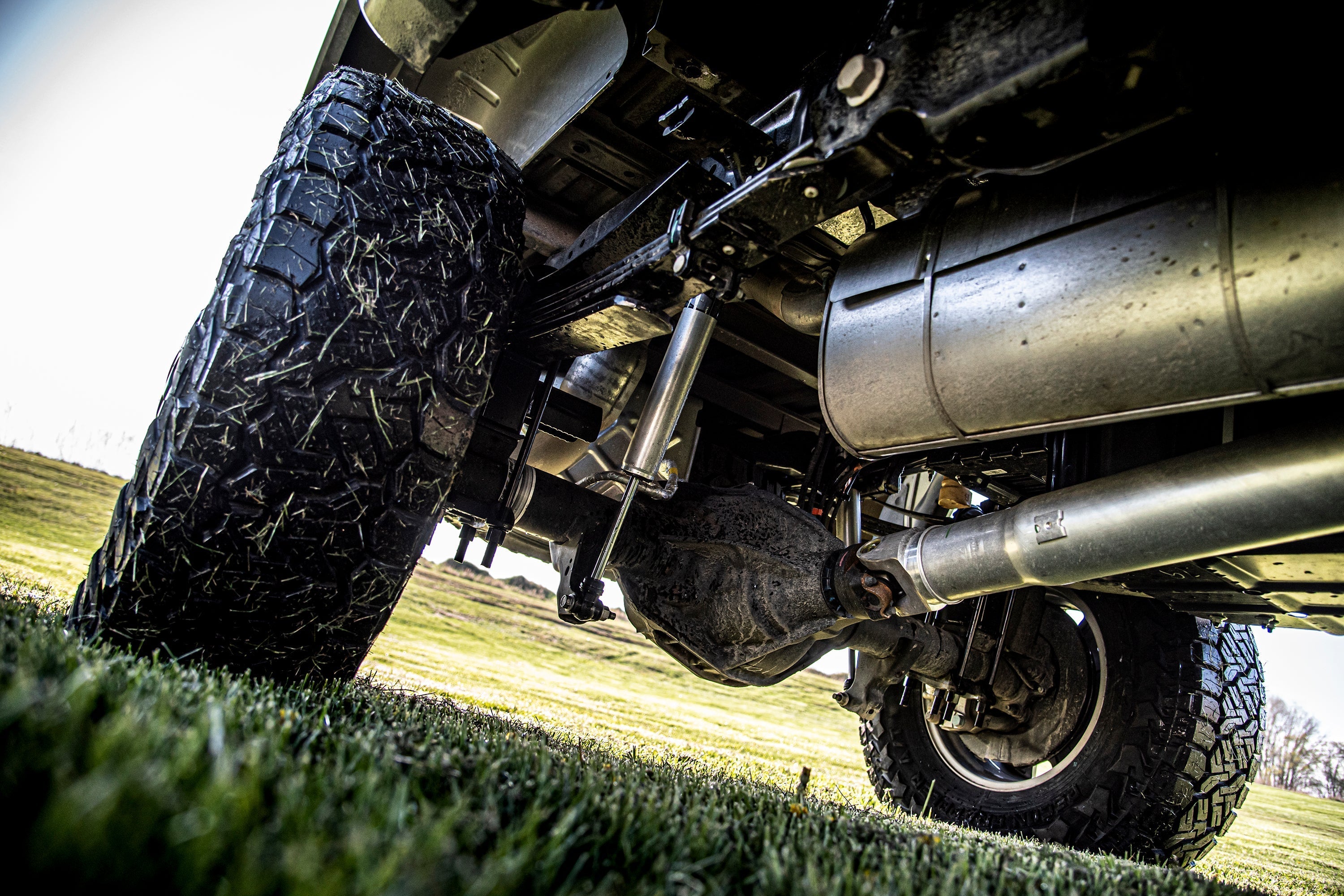5 Inch Lift Kit w/ 4-Link | Ford F250/F350 Super Duty (23-25) 4WD | Diesel