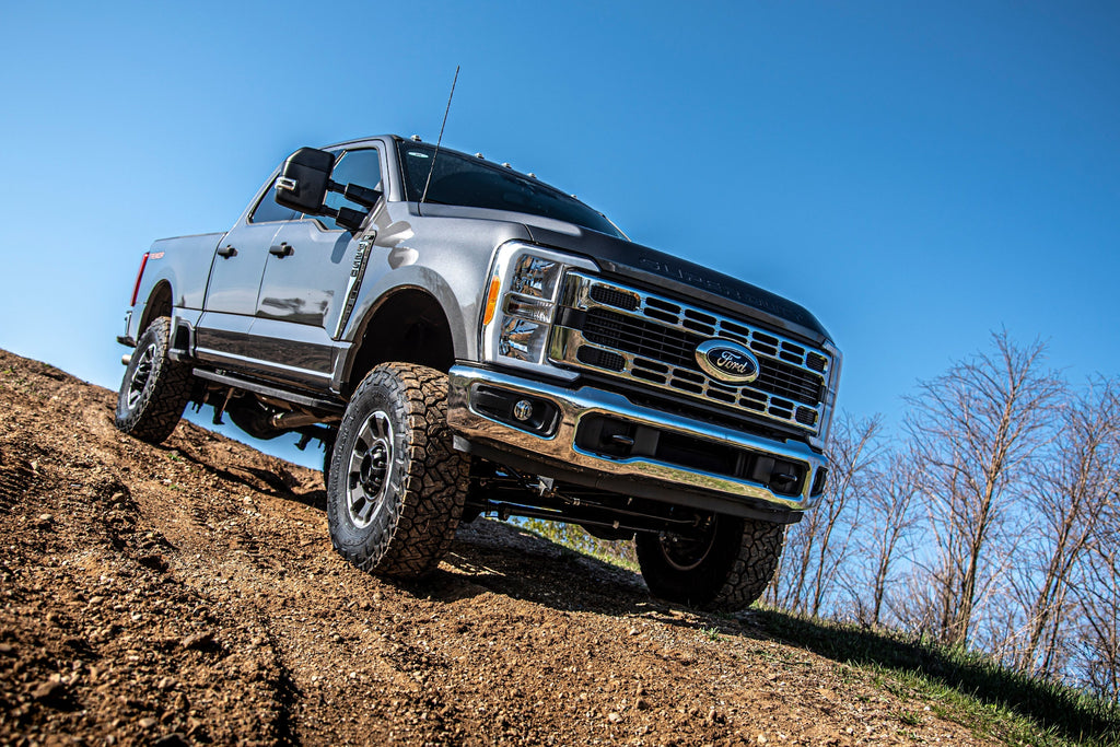 5 Inch Lift Kit w/ 4-Link | Ford F250/F350 Super Duty (23-25) 4WD | Diesel
