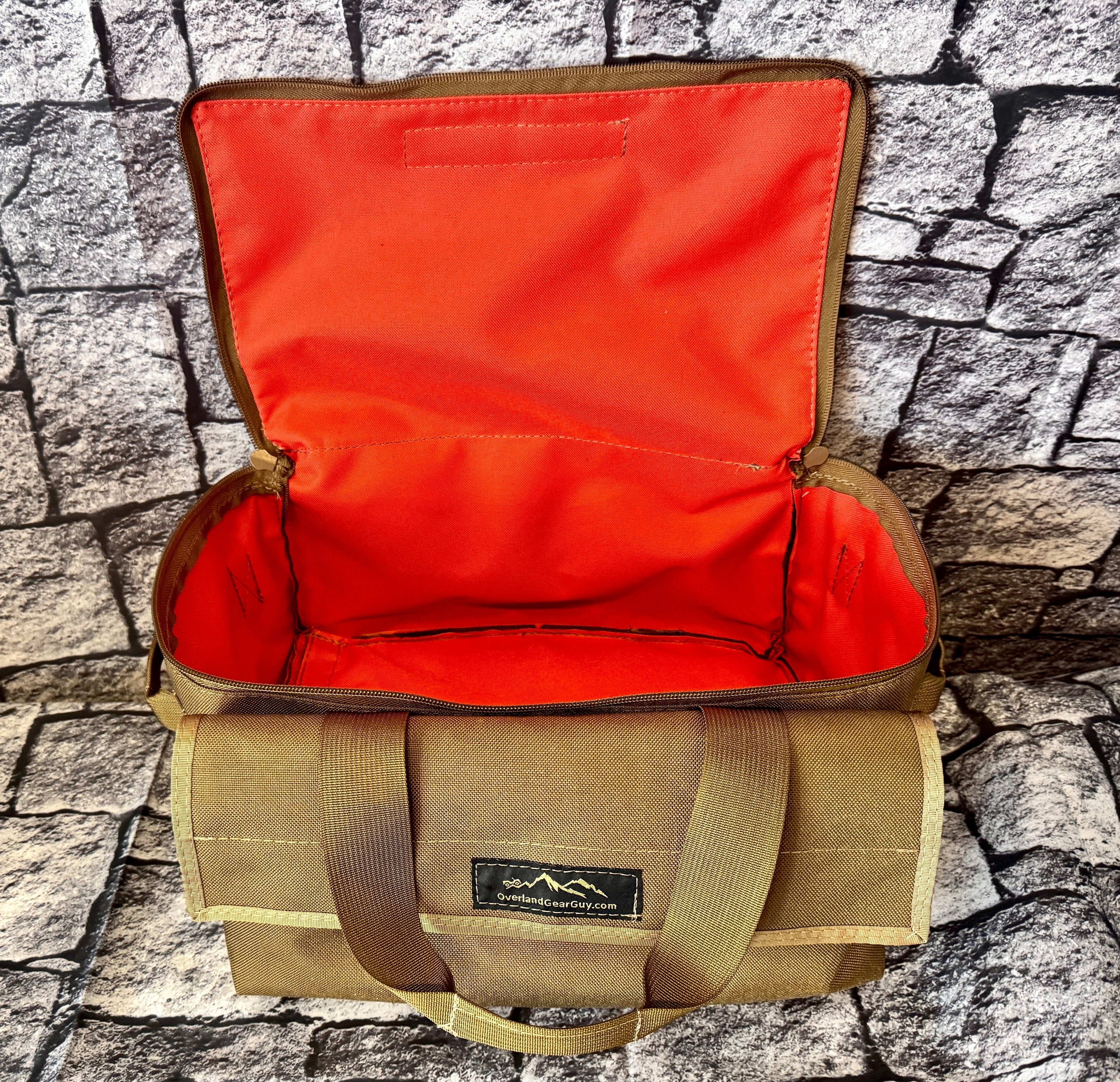 The Howl R1 Carry Bag