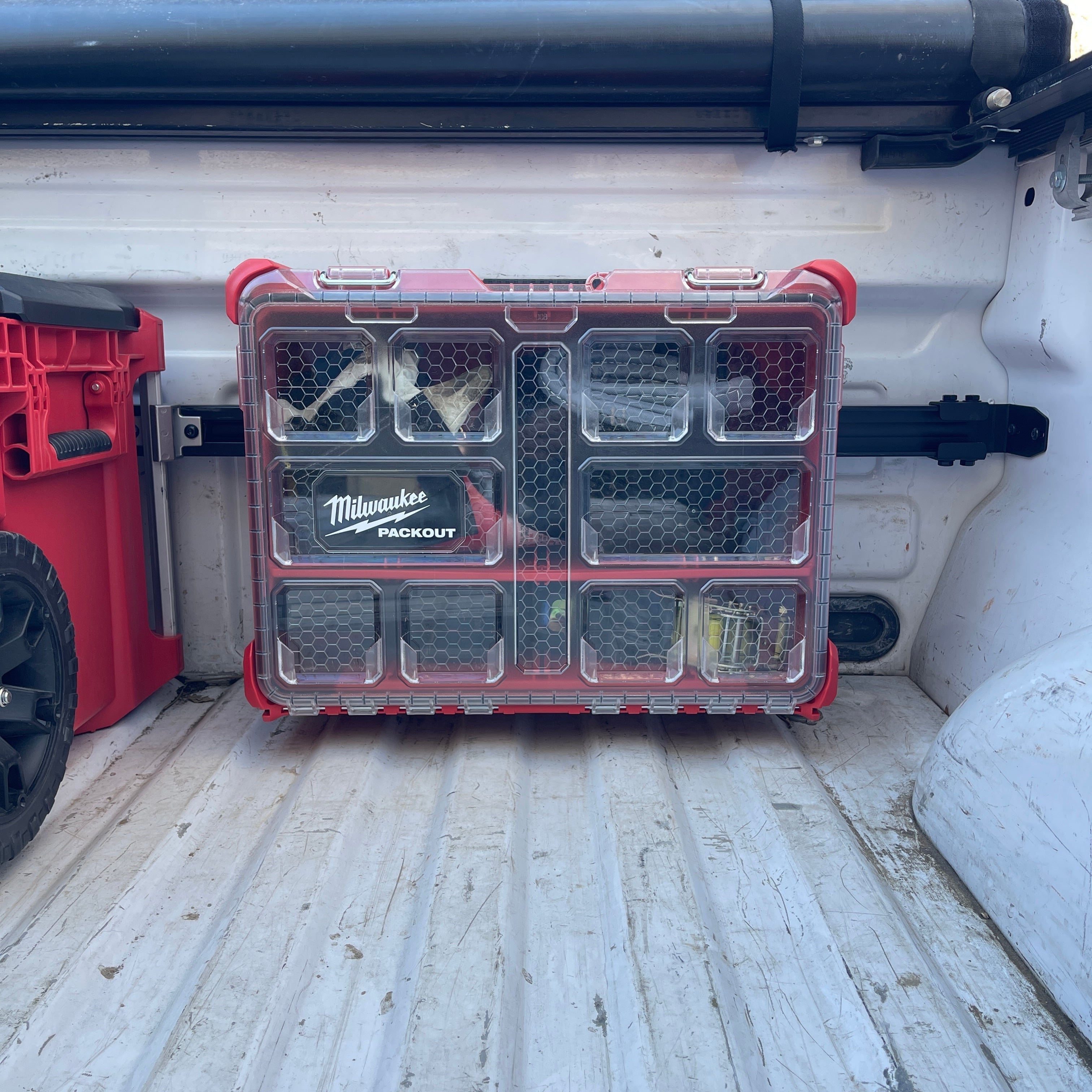 Integral Bulkhead Rail with Panel Kit - Super Duty (2017+) - Compatible with Milwaukee Tool Packout Organizers