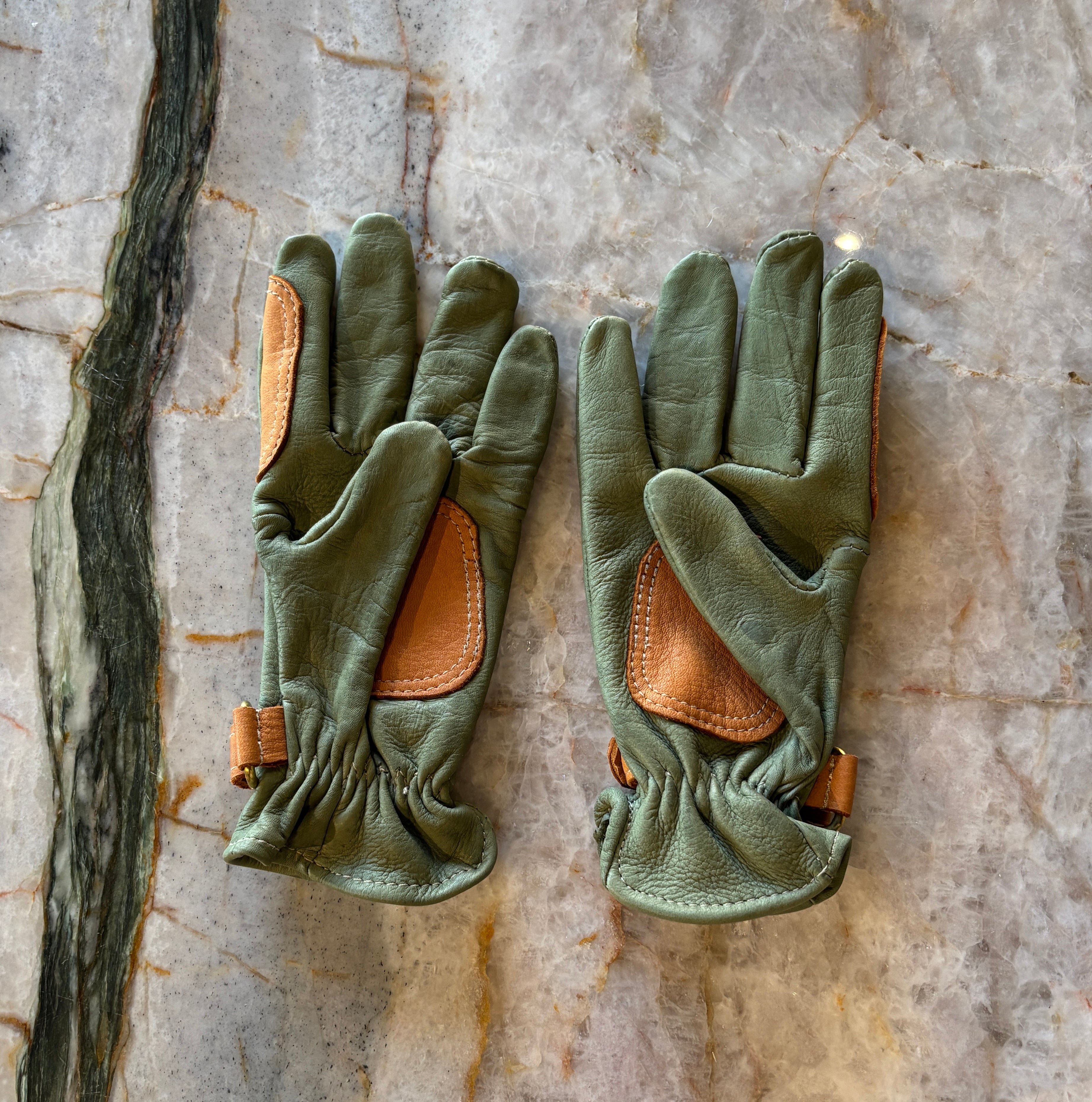 Deerskin Riding Gloves