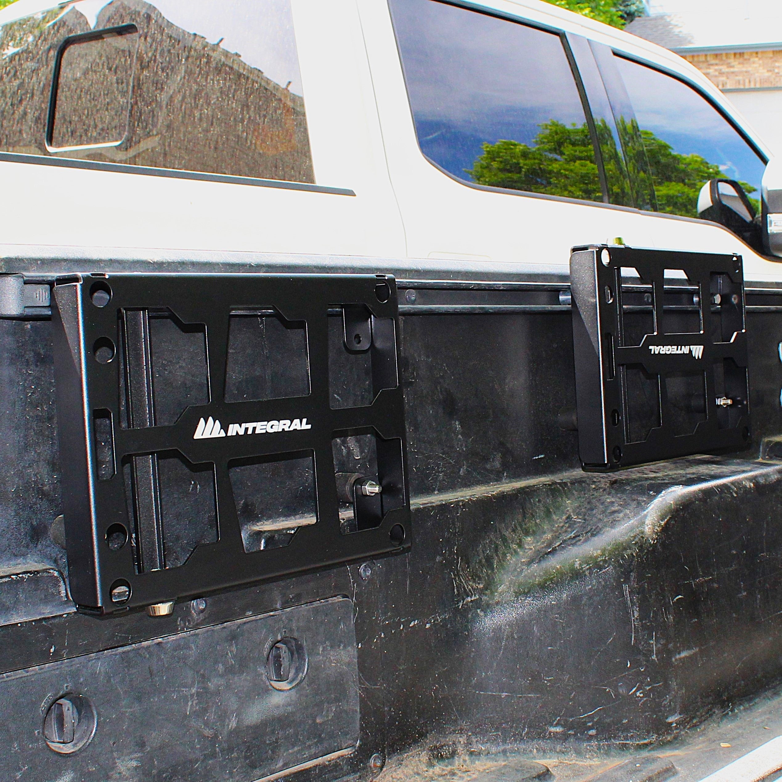 Integral Bedside Panel - Toyota Tacoma (2005+), Tundra (2007+), Jeep Gladiator (2019+) - Compatible with Milwaukee Tool Packout Organizers