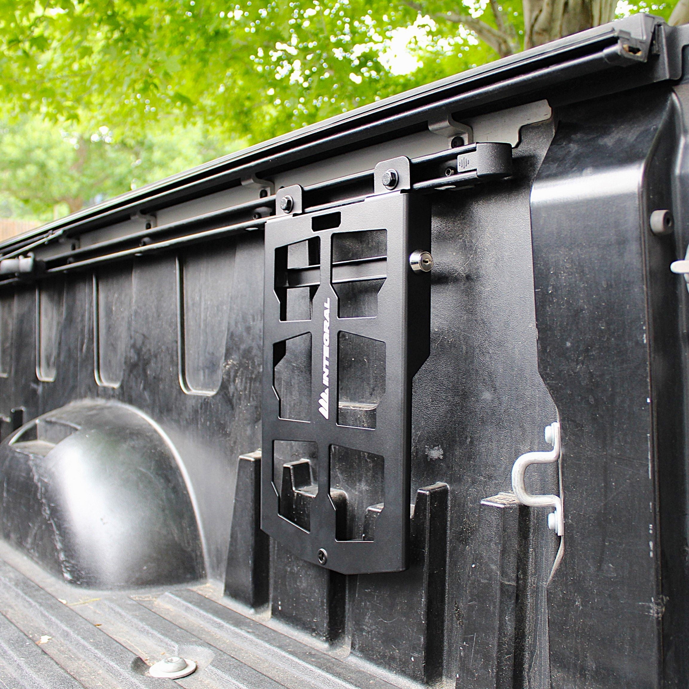 Integral Bedside Panel - Toyota Tundra (2007+)