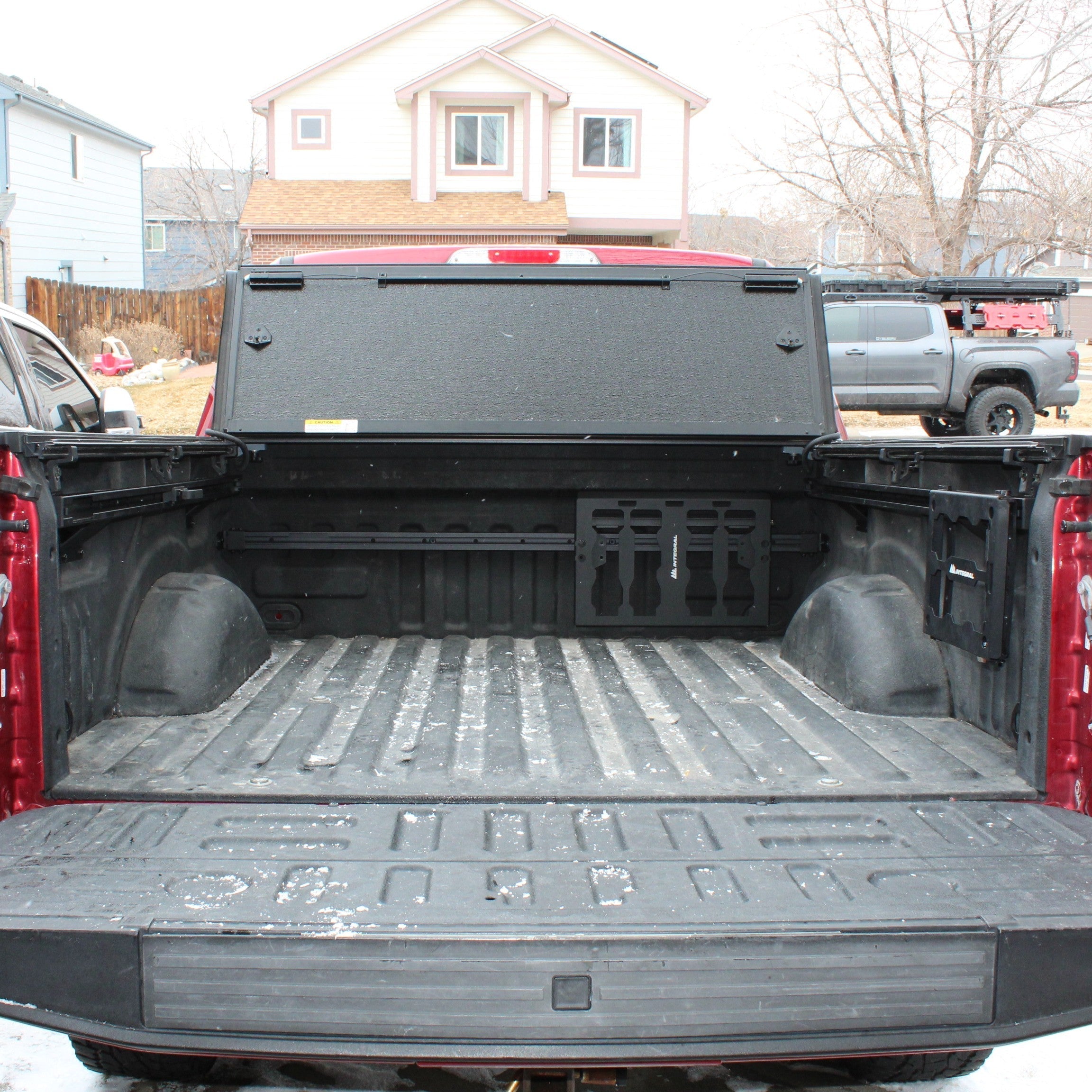Integral Bulkhead Rail with Panel Kit - Super Duty (2017+) - Compatible with Milwaukee Tool Packout Organizers