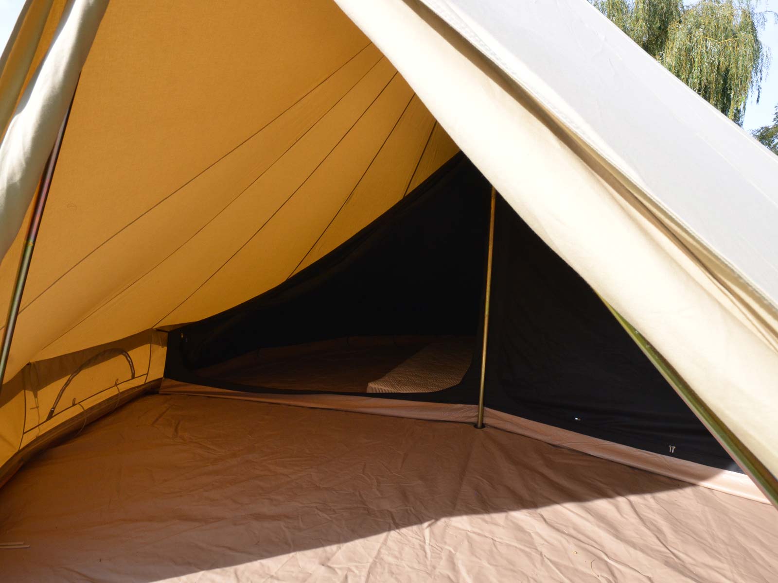 5 metre Bell Tent ‘Blackout’ Inner Tent with Divider