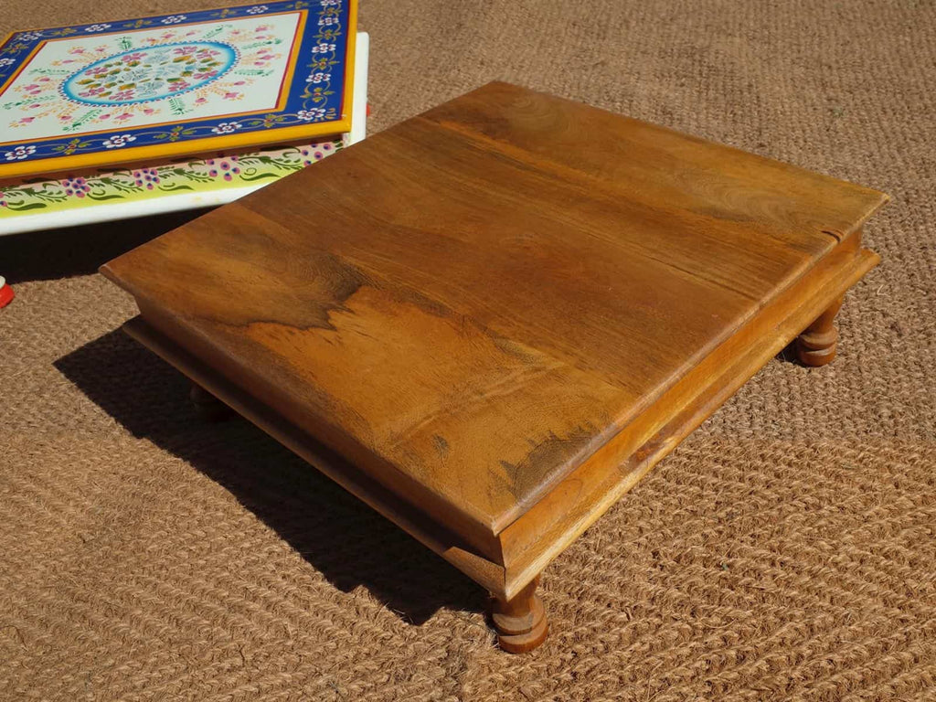 Camping with Soul Square Indian Table - Varnished