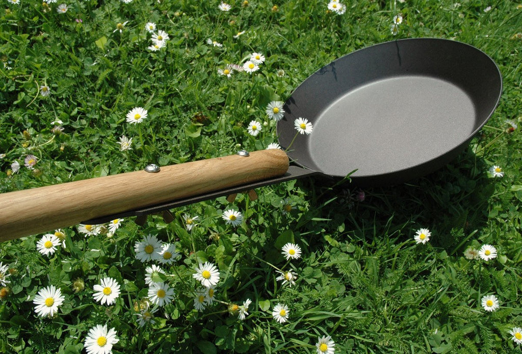 Shropshire Made Spun Iron 10” Campfire Pan - Netherton Foundry