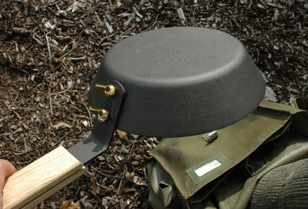 Shropshire Made 8” Iron Pan with Satchel - Netherton Foundry