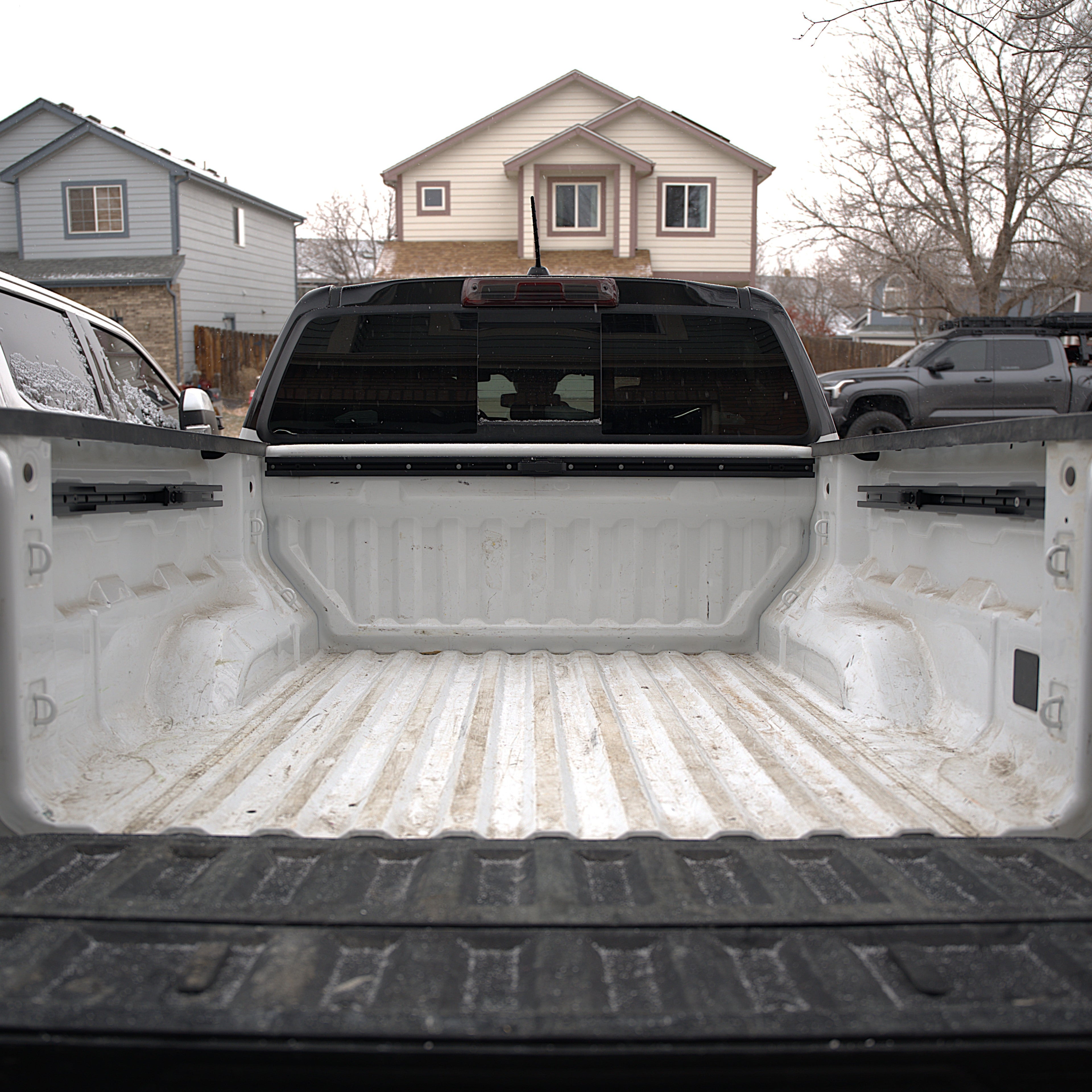 Integral Rails - Bedside Rail System - Chevrolet Colorado & GMC Canyon (2023+)