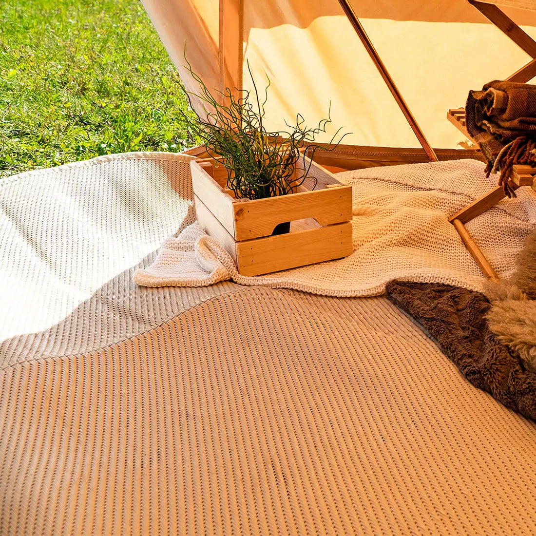 Boutique Camping Bell Tent Polypropylene Matting