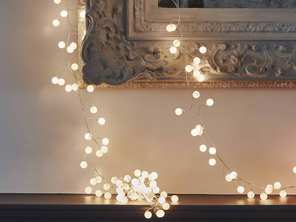 White Snowberry LED Light Chain